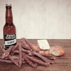 mini saucissons secs au Bleu d’Auvergne et bière blonde